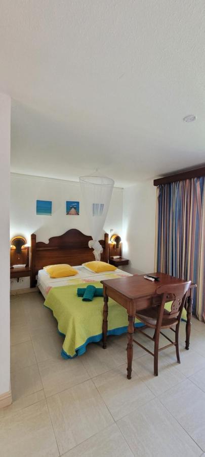 Turquoise Caritan Apartment Sainte-Anne Luaran gambar