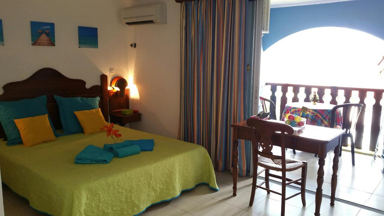 Turquoise Caritan Apartment Sainte-Anne Luaran gambar